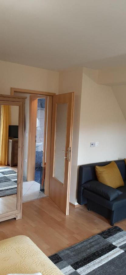 סופרון Napko Apartman מראה חיצוני תמונה