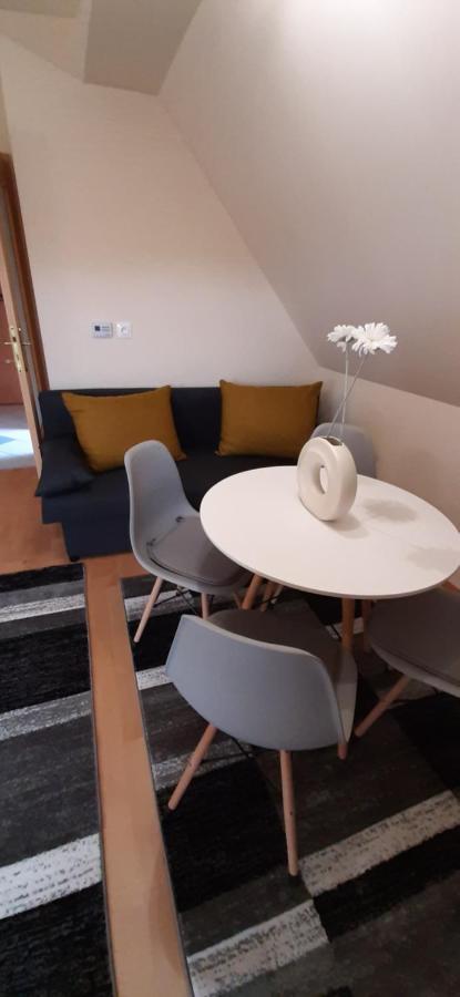 סופרון Napko Apartman מראה חיצוני תמונה